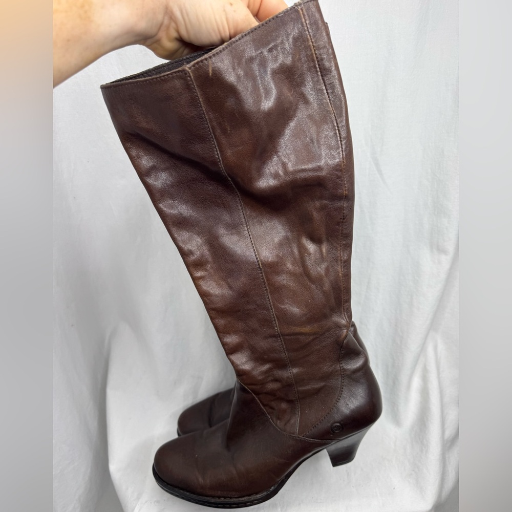 BORN Women's Brown Leather High Riding Boots Size 9.5 - Picture 3 of 7